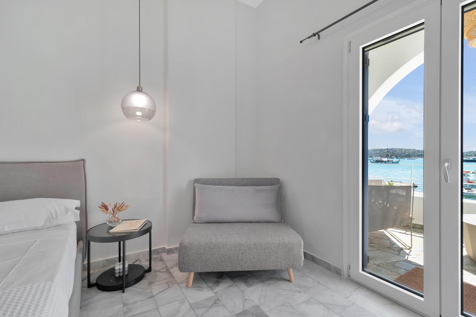 Kavouraki Apartment & Studio ポルト・ヘリ エクステリア 写真